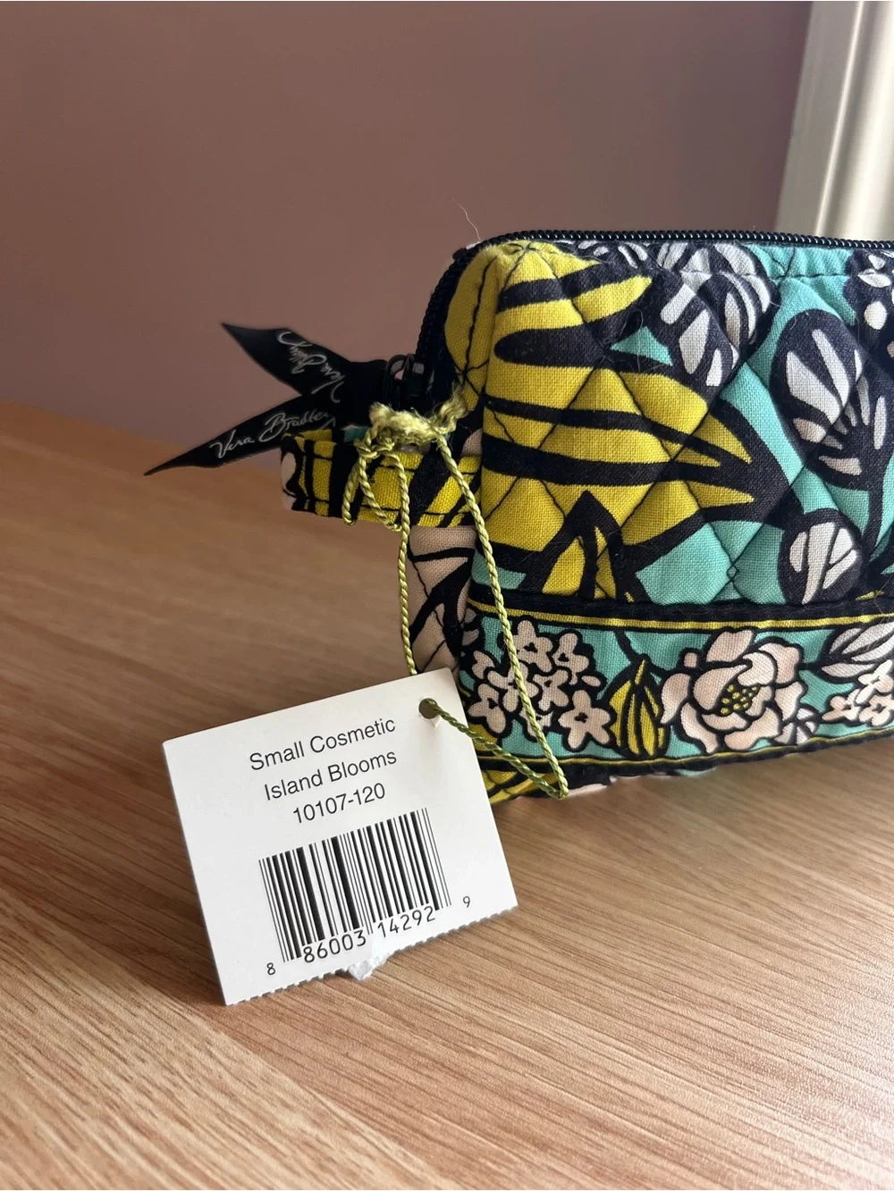 NWT Vera Bradley Island Blooms Small Cosmetic Bag